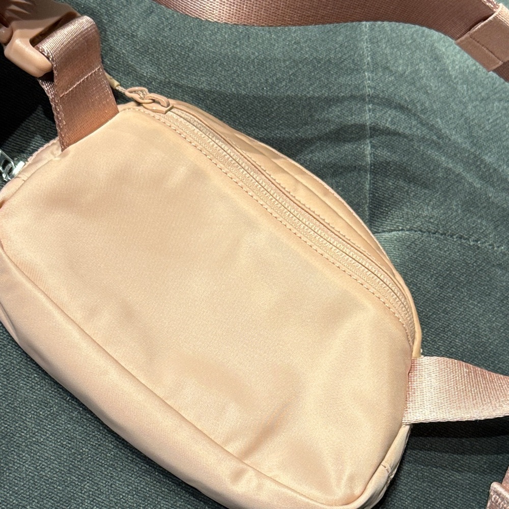 Lululemon Blush Pink Crossbody Bag - Picture 9 of 10